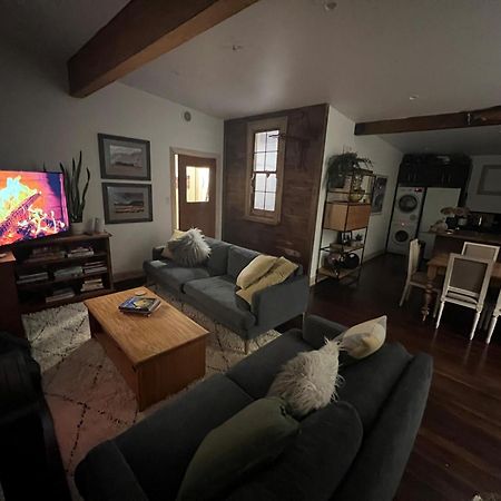 Base Camp Cottage Lac Lac Taupo Extérieur photo